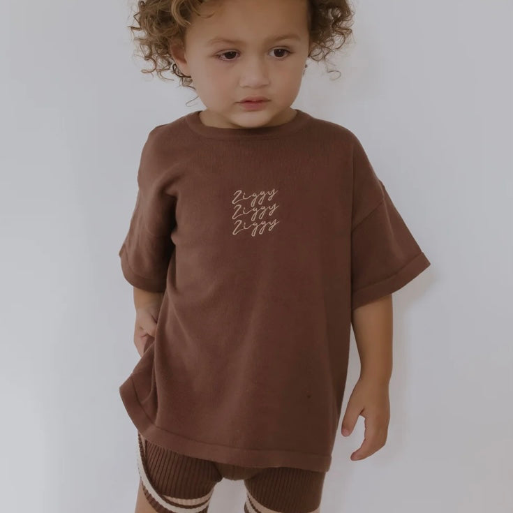 SIGNATURE TEE | CHOCOLATE - By Ziggy Lou