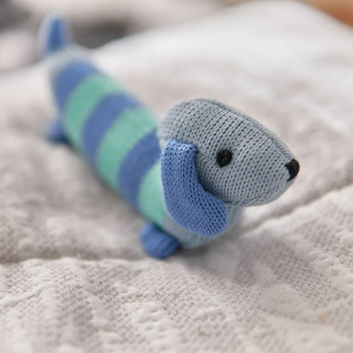 Knit Rattle - Dachshund