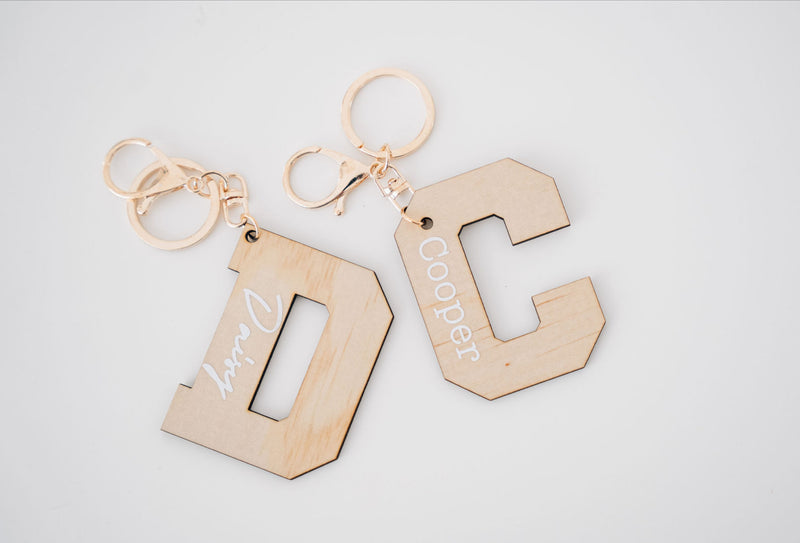 Personalised Wooden Bag Tag - Holiday Font
